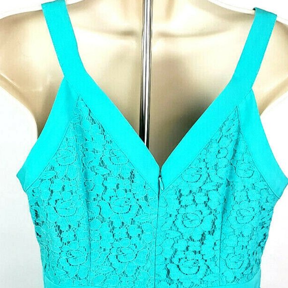 Nicole by Nicole Miller Sleeveless Lace Dress - Picture 7 of 12